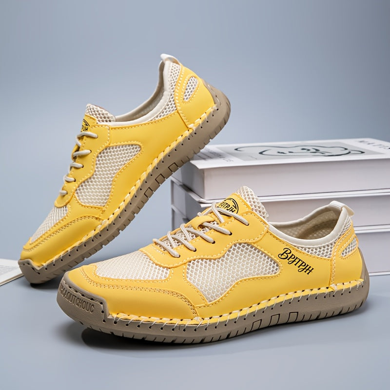 Sneaker estive traspiranti leggere giallo chiaro e crema con suola beige, lacci.