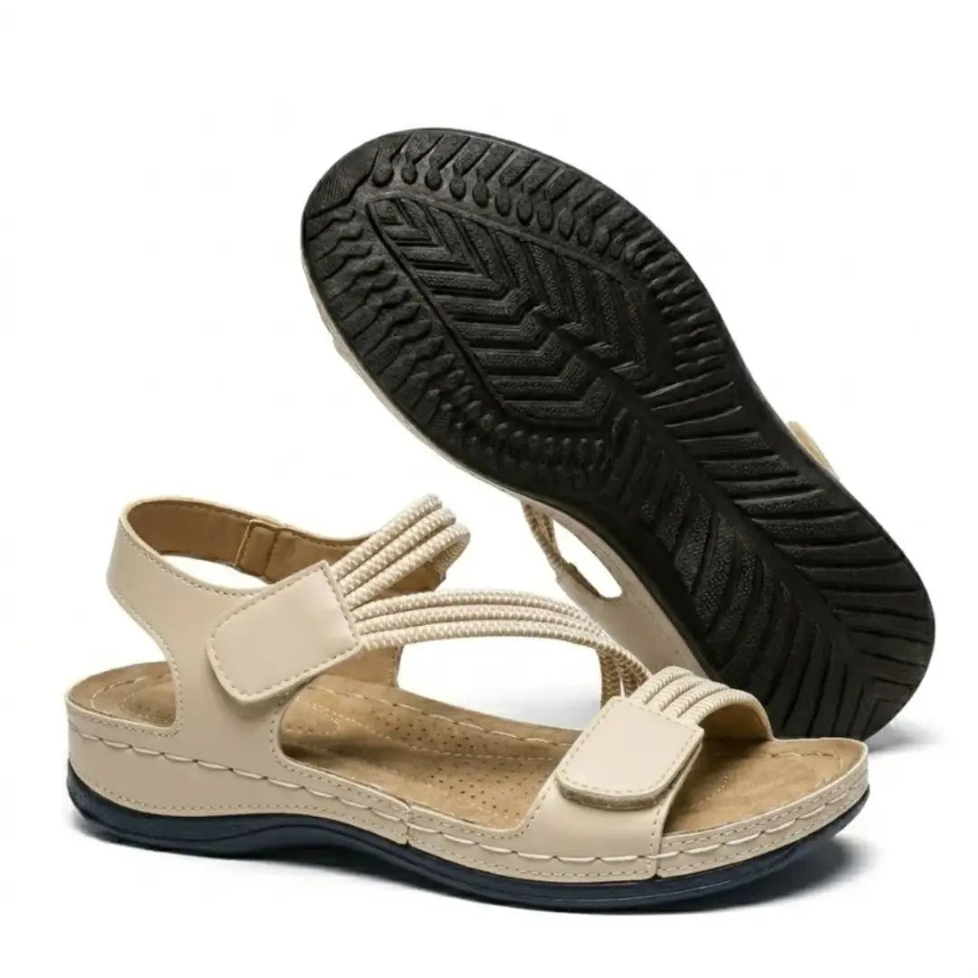Sandali ortopedici leggeri beige con suola antiscivolo e cinturini a strappo