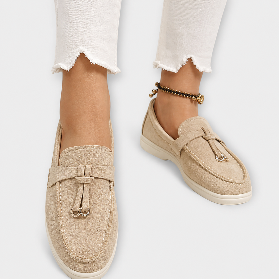 Mocassini eleganti Gamila beige chiari in suede, mocassino con fibbia e suola chiara