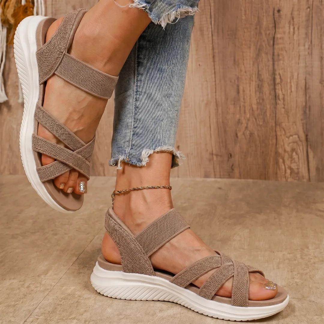 Sandali ortopedici con fasce in tessuto e suola bianca, colore beige scuro