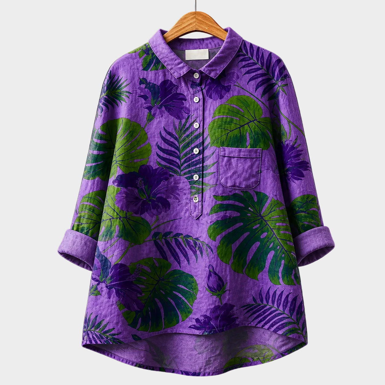 Blusa estiva viola con stampa foglie tropicali, colletto e bottoni, maniche a 3/4