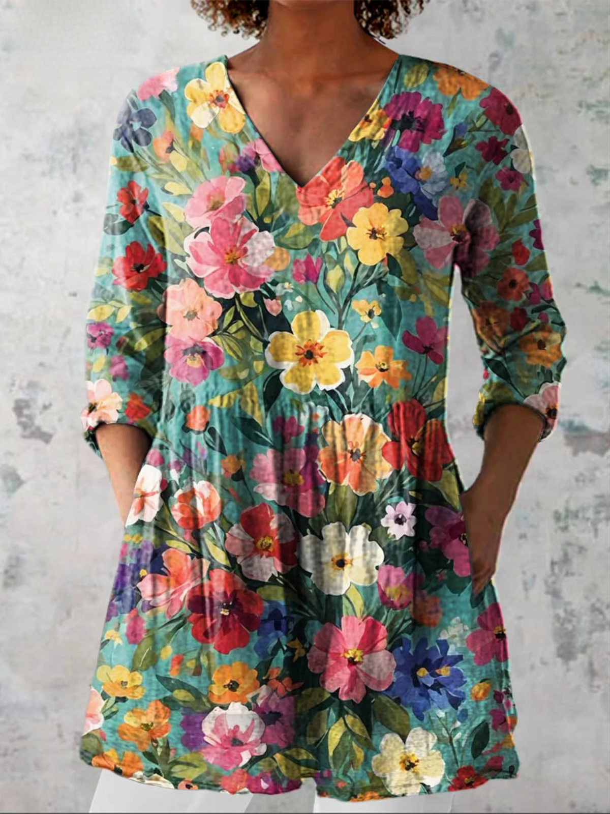 FREYA | FLORAL V-NECK BLOUSE