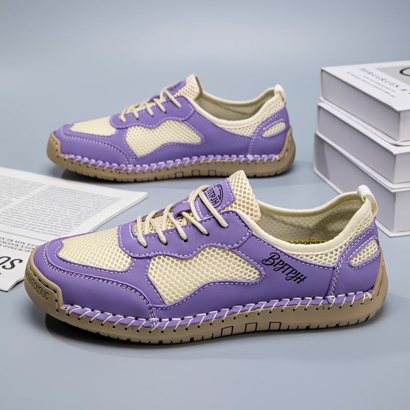 Sneaker estive traspiranti leggere lilla e bianche con suola beige, lacci.