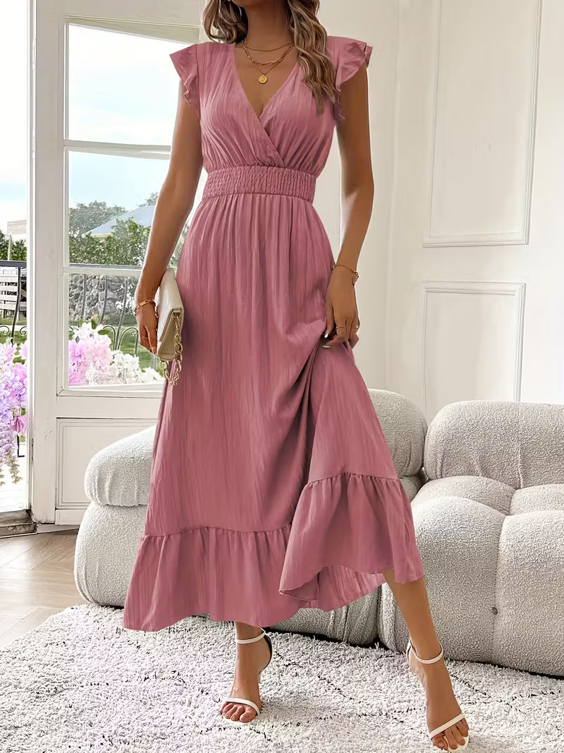 Abito midi rosa cipria con scollo a V, cintura arricciata e gonna a balze