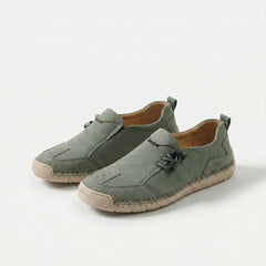 Scarpe Comfort Lina verde oliva con fibbia, lacci elastici e suola spessa zigrinata