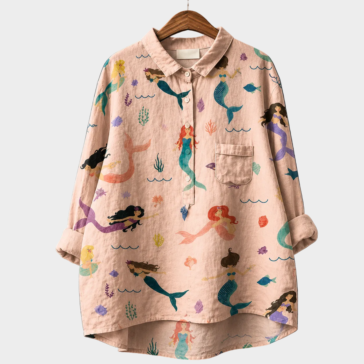 Blusa estiva leggera rosa con stampa delfini e bottoni, colletto e taschino sul petto