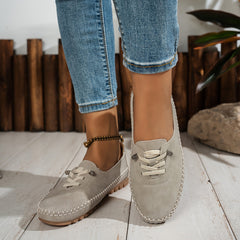 Mocassino flessibile comodo Ortelia in camoscio beige chiaro, lacci e suola in gomma