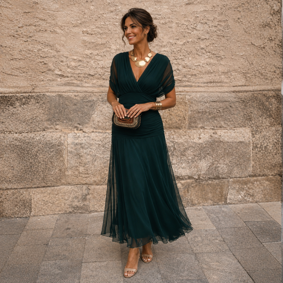Abito maxi verde scuro con scollo a V e maniche corte in tulle