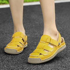 Sandali comfort regolabili gialli con cinturini e suola ammortizzata