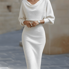 Abito midi elegante bianco con scollo drappeggiato e maniche a tre quarti