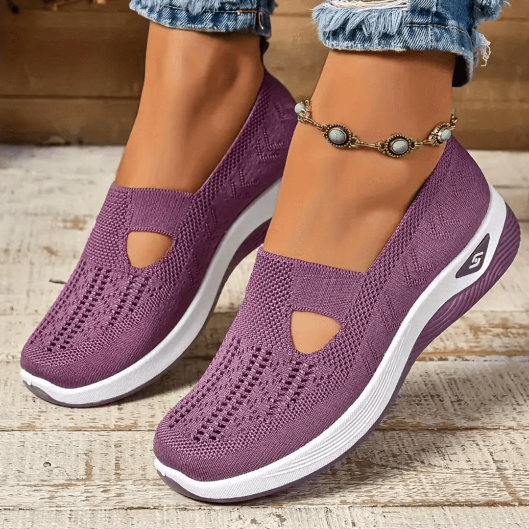 Scarpe antiscivolo ergonomiche viola con tomaia a maglia e inserti cut-out