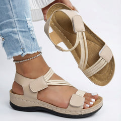 Sandali ortopedici comodi beige con cinturini e fascia elastica intrecciata
