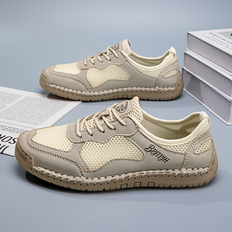 Sneaker estive traspiranti leggere bianche crema con suola beige, lacci.