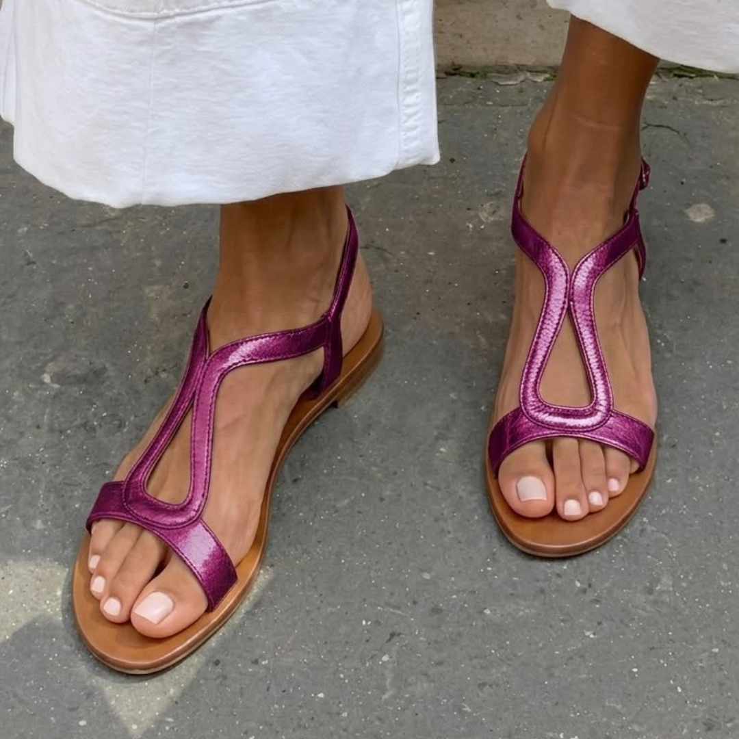 Sandali estivi fucsia con cinturino a T e tacco basso, punta aperta