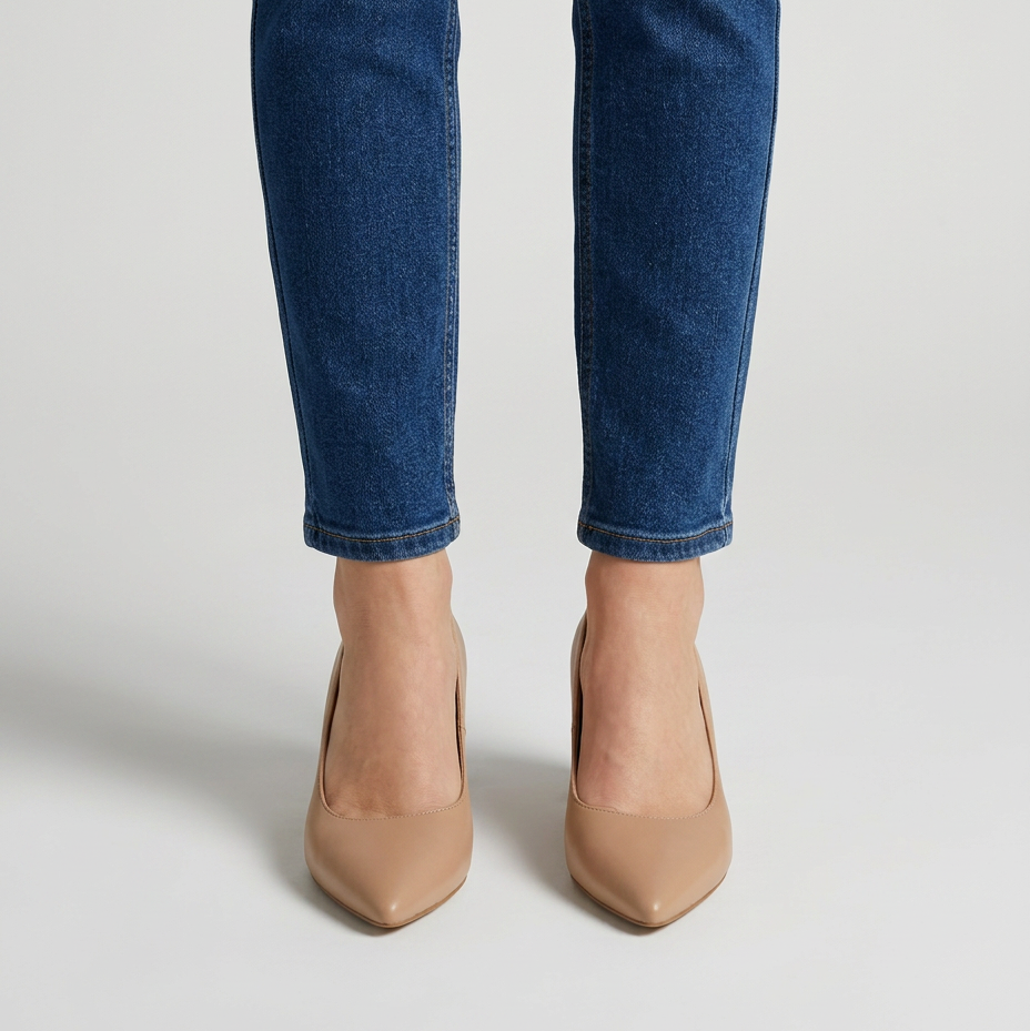 Scarpe decolleté comode donna khaki, vista frontale con tacco largo
