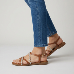 Sandali flat donna beige con cinturino regolabile e intreccio bicolore
