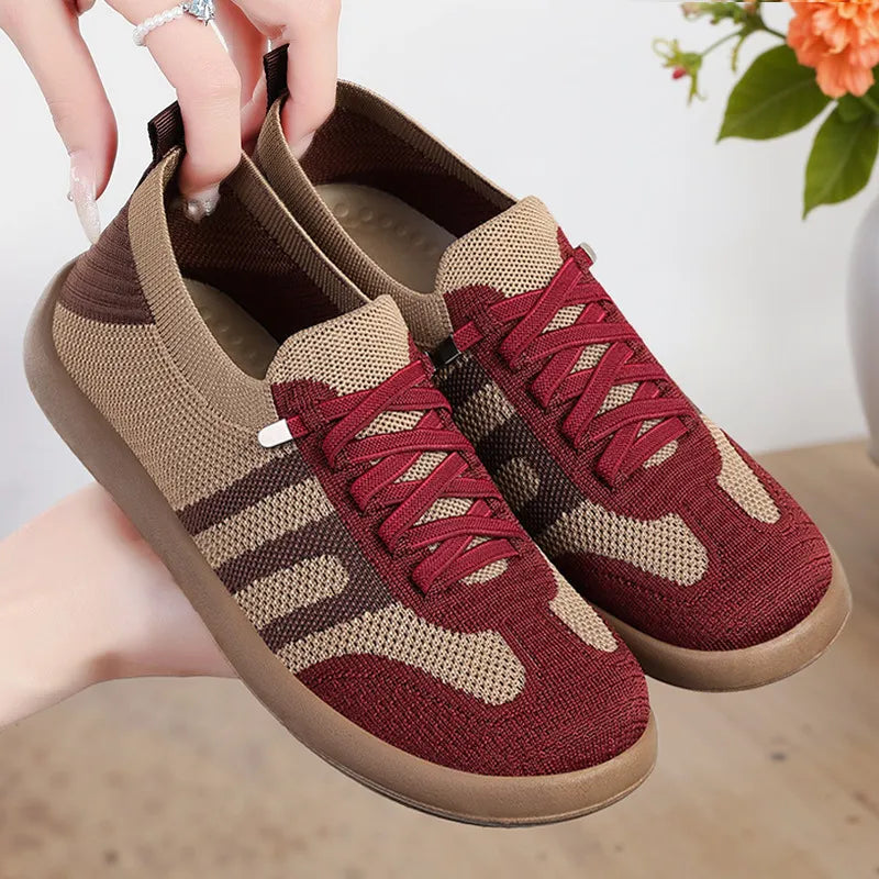 Scarpe comfort ortopediche bicolore beige e bordeaux, lacci rossi, suola marrone