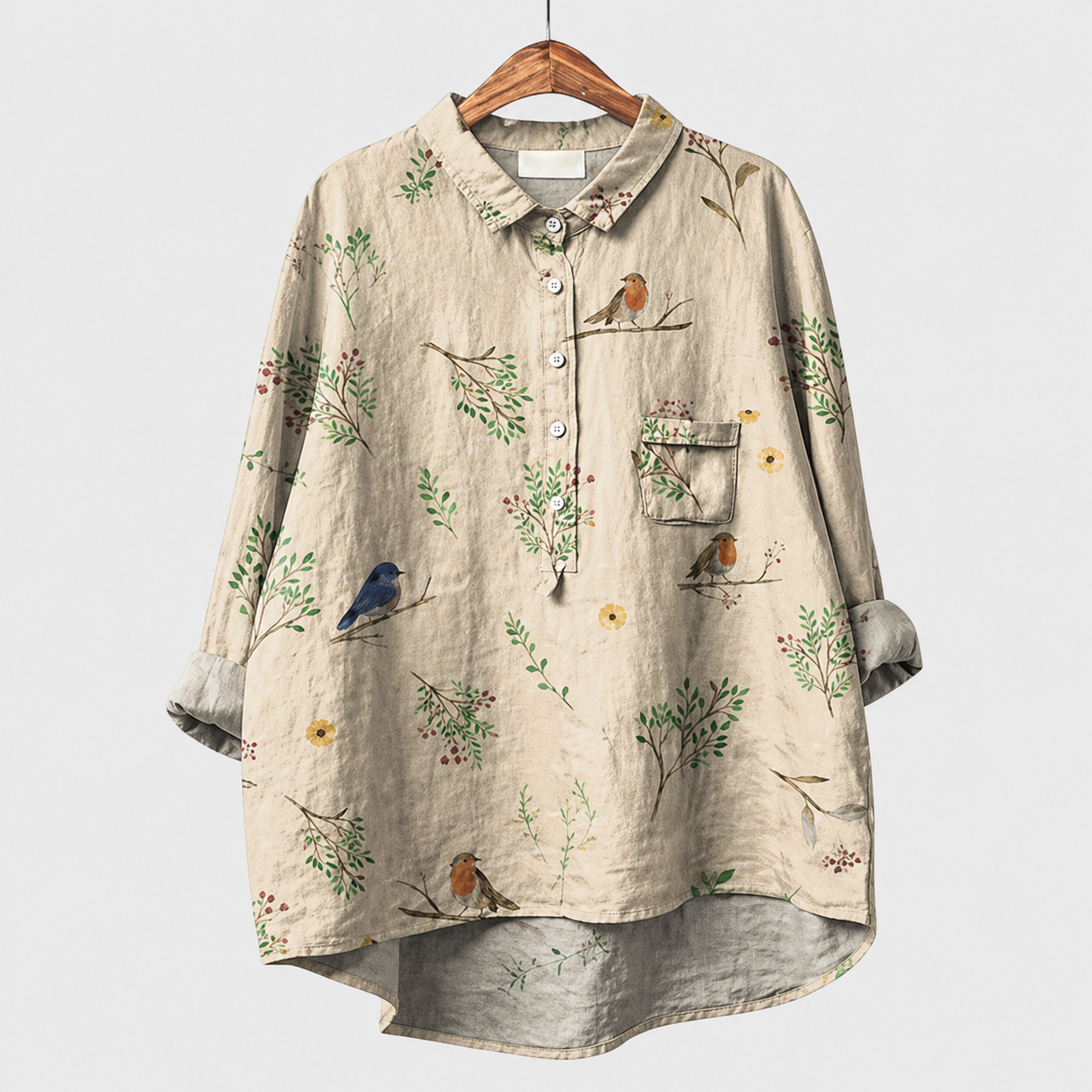 Blusa estiva beige in lino con colletto e bottoni, stampa uccelli e fiori