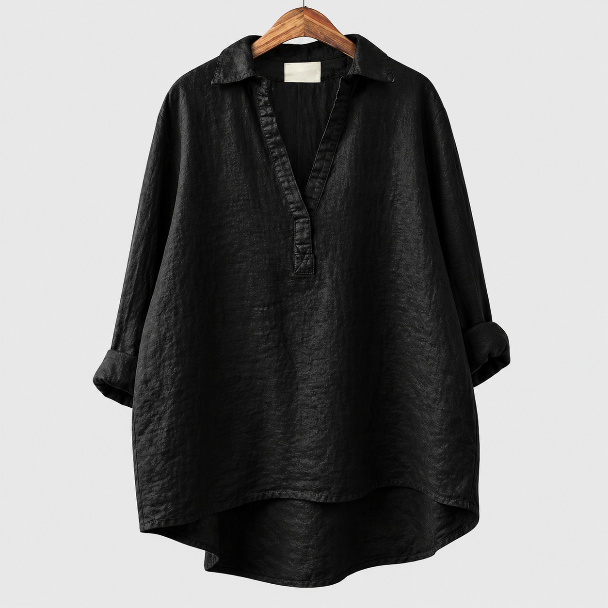 Blusa estiva oversize nera con scollo a V e colletto a camicia, maniche ampie