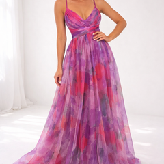 Vestito lungo con spalline sottili e scollo a V, fantasia acquerello viola-rosa, gonna ampia