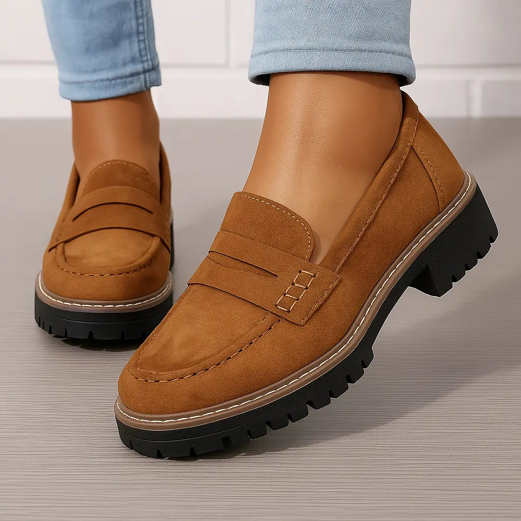 Mocassino comodo ergonomico marrone con fibbia, suola robusta con profilo