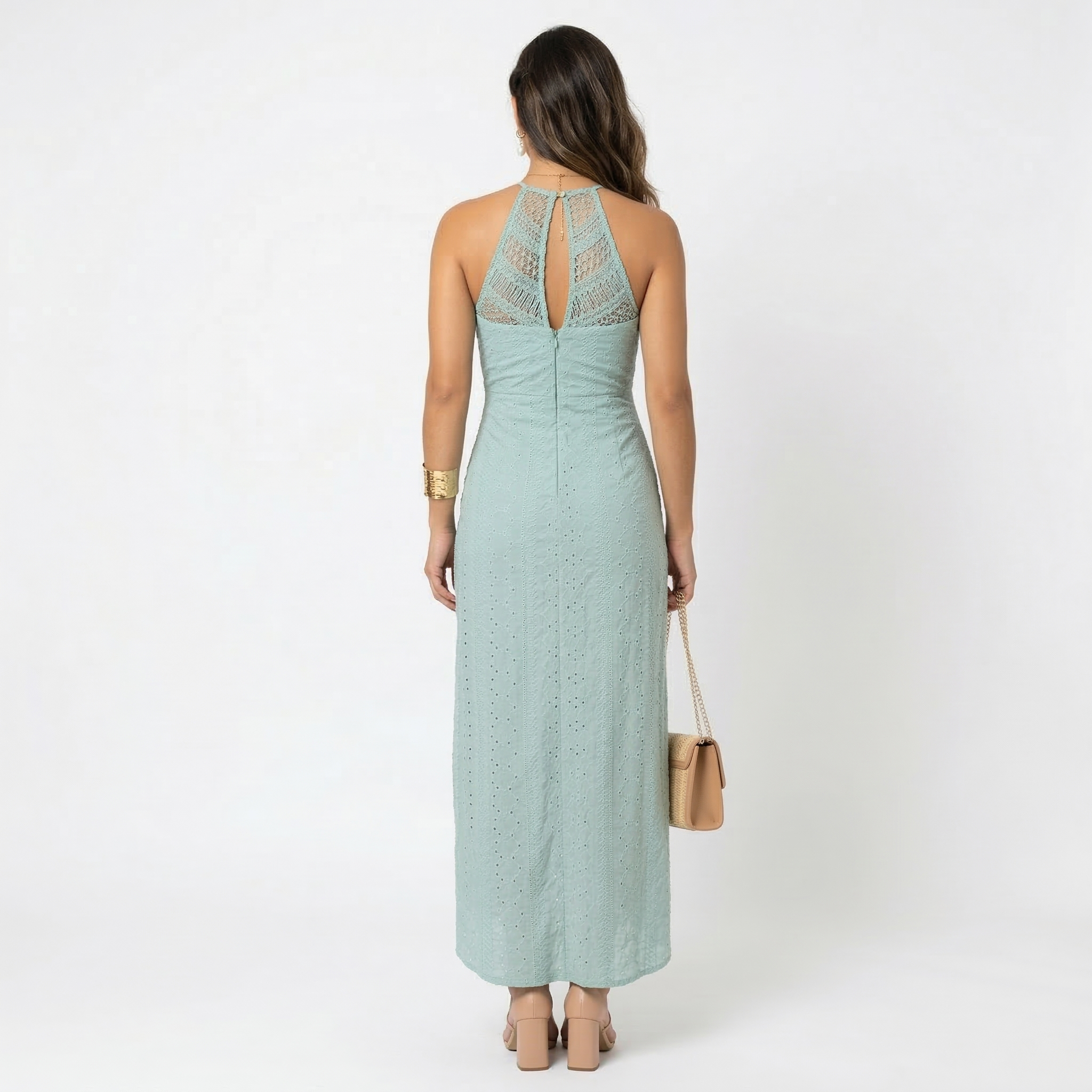 Vestito midi verde menta, vista posteriore con schiena scoperta a fascia