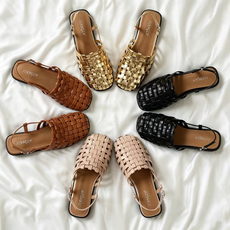 Set di sandali ortopedici intrecciati in vari colori: marrone, nero, oro, rosa, beige