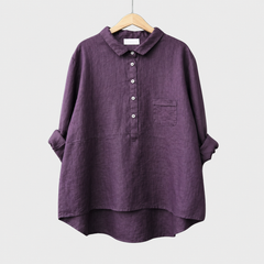 Blusa estiva in lino viola con bottoni frontali, colletto e tasca sul petto