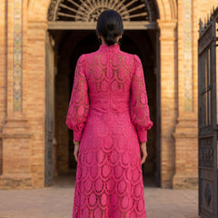 Abito midi rosa in pizzo con motivo ricamato, vista posteriore e maniche lunghe