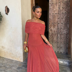 Vestito lungo monospalla drappeggiato terracotta con fascia sul busto