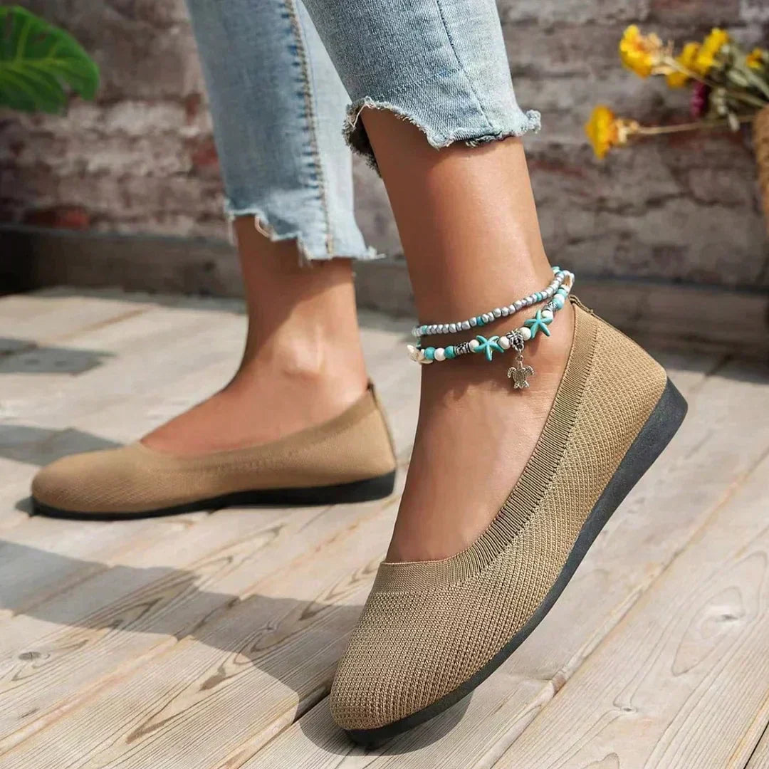 Scarpe comfort in tessuto beige kaki, calzata slip-on con suola piatta