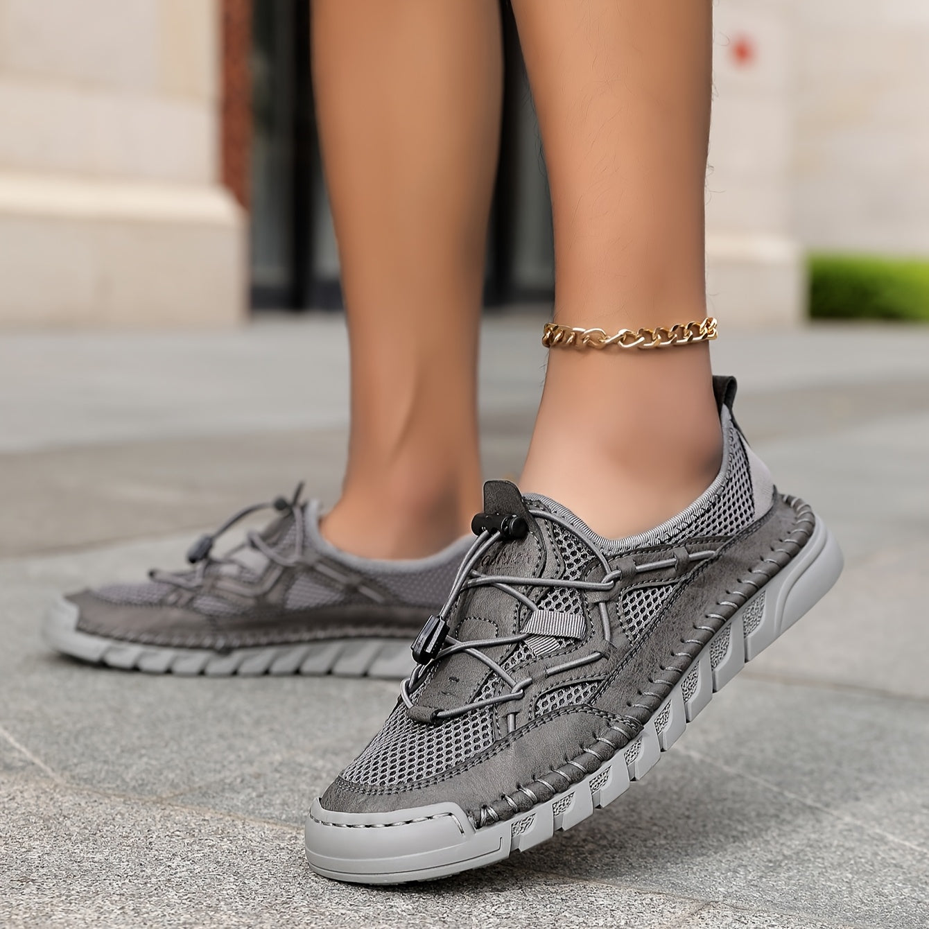 Scarpe comfort traspiranti grigie in mesh con lacci e suola ammortizzata