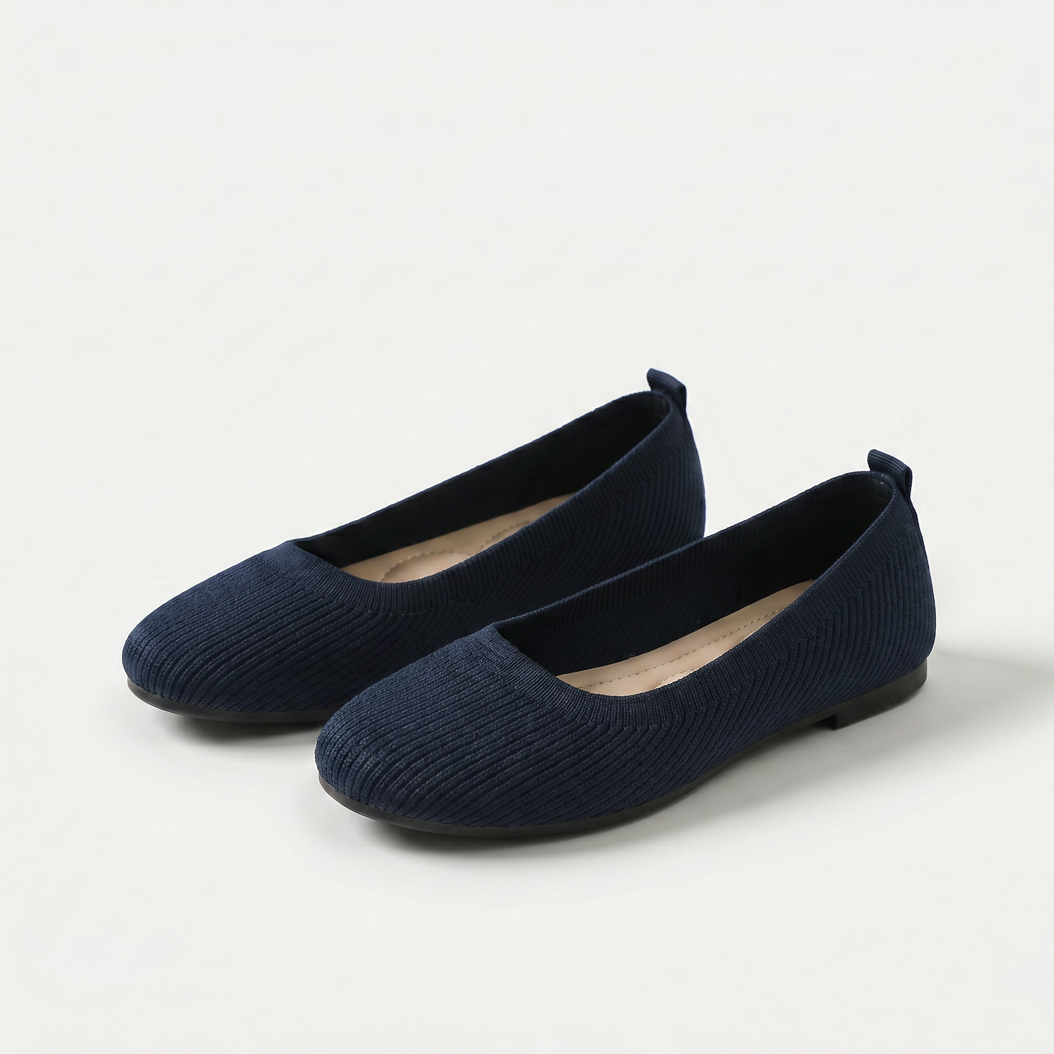 Scarpe comfort Dario con tomaia in maglia blu marino e punta tonda, tacco basso
