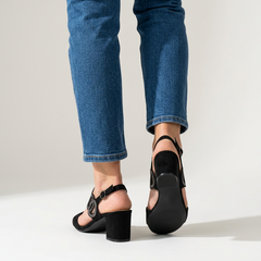 Scarpe eleganti GIULIA nere con tacco medio, cinturino con fibbia e punta arrotondata