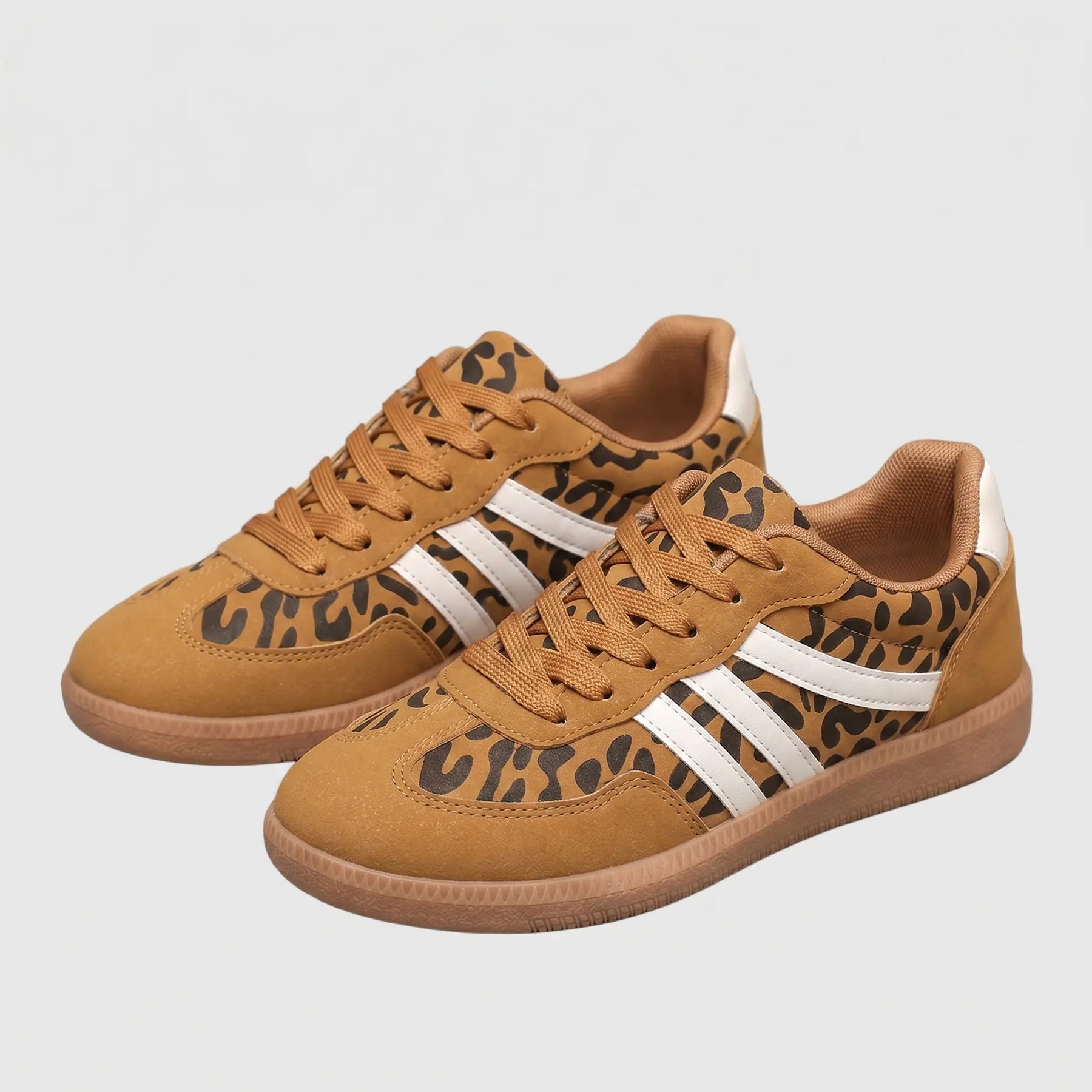 Scarpe da ginnastica ortopediche senape leopardate con lacci e strisce bianche