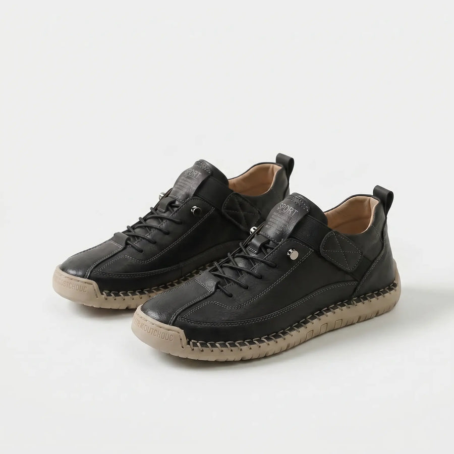 Scarpe ortopediche comode nere con lacci e suola beige