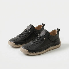 Sneaker ortopediche comode nere con lacci, pannelli in pelle e suola beige