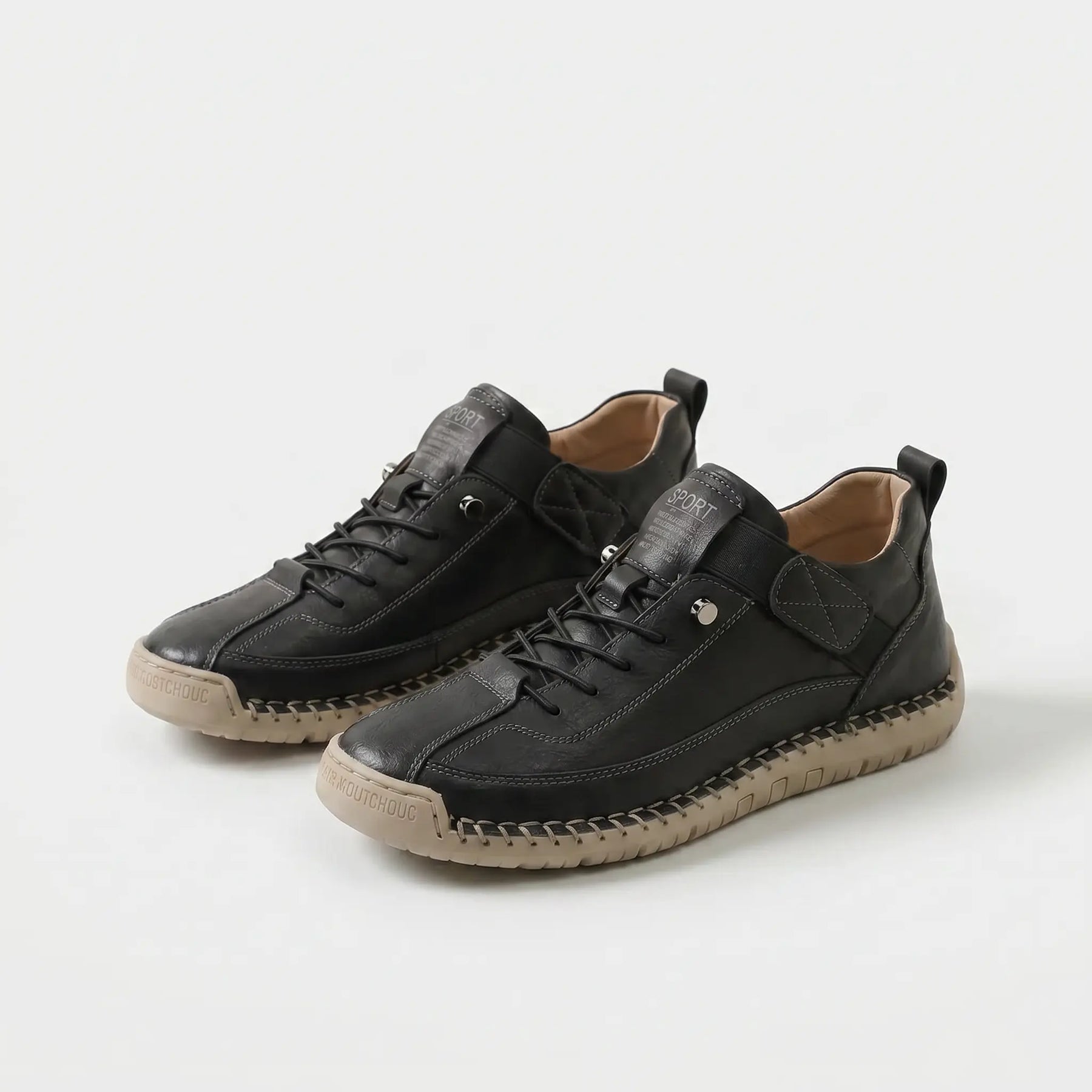 Sneaker ortopediche comode nere con lacci, pannelli in pelle e suola beige