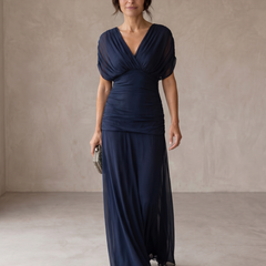 Abito blu elegante lungo con scollo a V e maniche a pipistrello, drappeggiato in vita