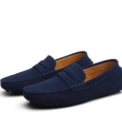Mocassini scamosciati blu navy con fibbia a nastro e cuciture sul bordo