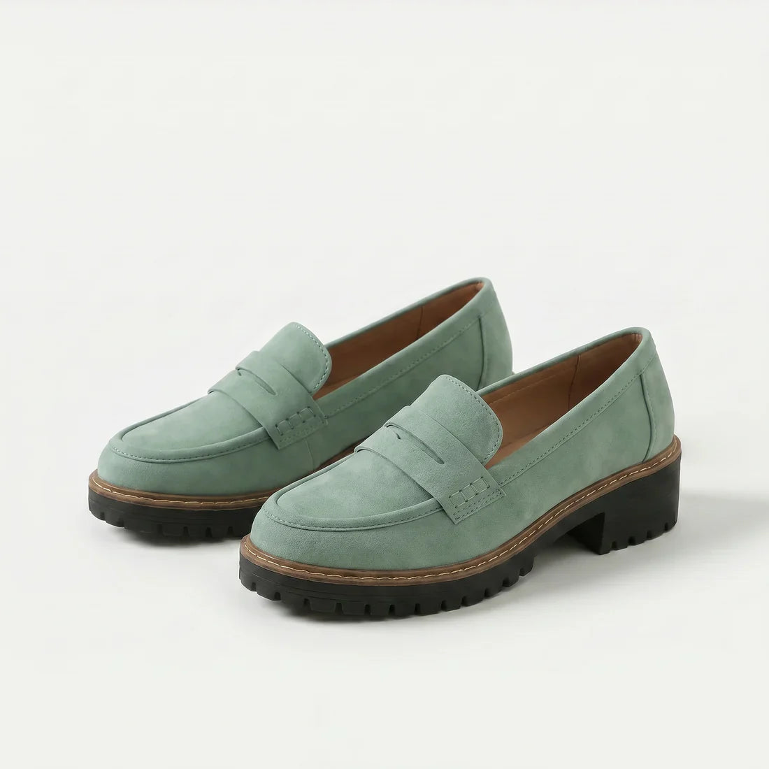 Mocassino comodo ergonomico scamosciato verde, suola in gomma con profilo